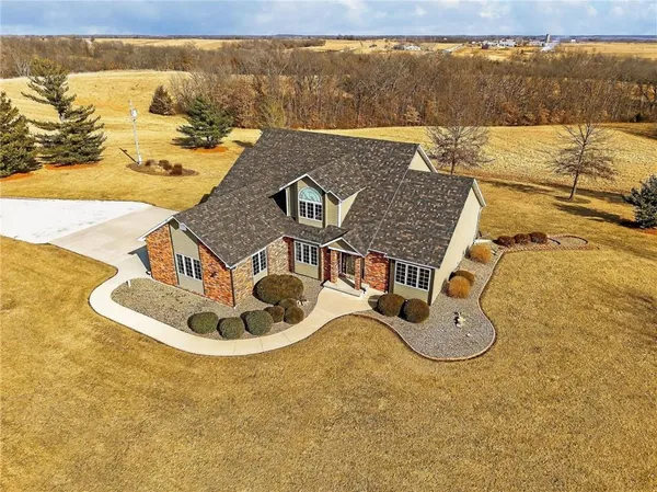 $1,000,000 | 408 Northwest 110th Street, Spickard, MO 64679