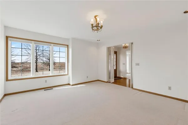 $1,000,000 | 408 Northwest 110th Street, Spickard, MO 64679