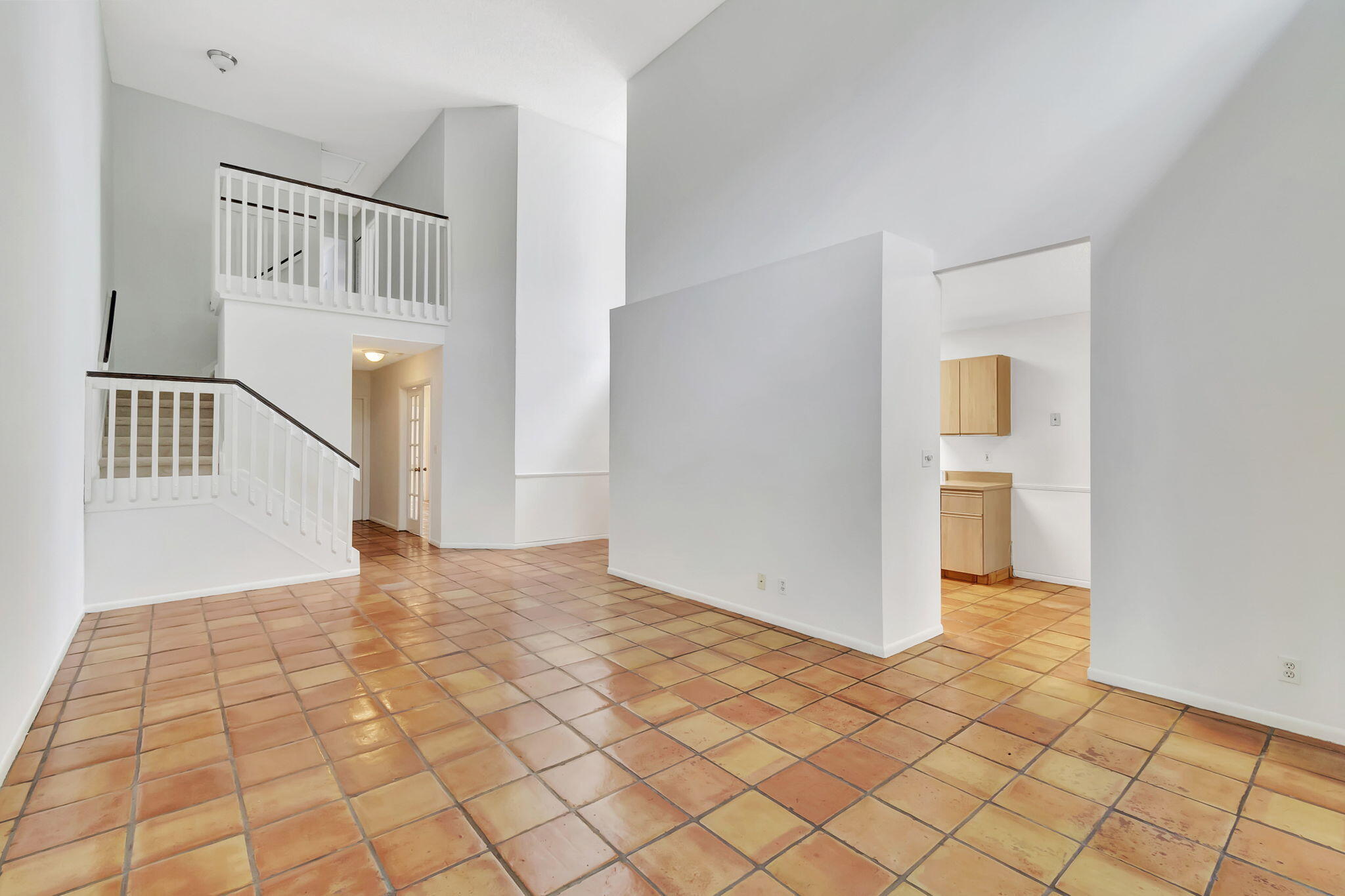 6215 Old Court Road, Unit 501 Boca Raton, FL 33433 - Photo 7 of 46 10-web-or-mls-DSC_2990