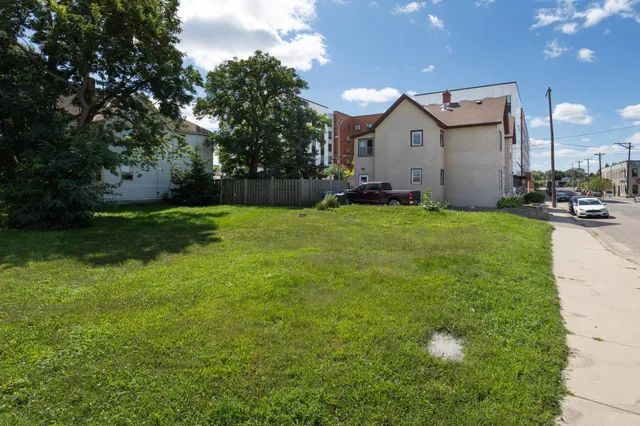 $759,000 | 916 14th Avenue Northeast, Minneapolis, MN 55413