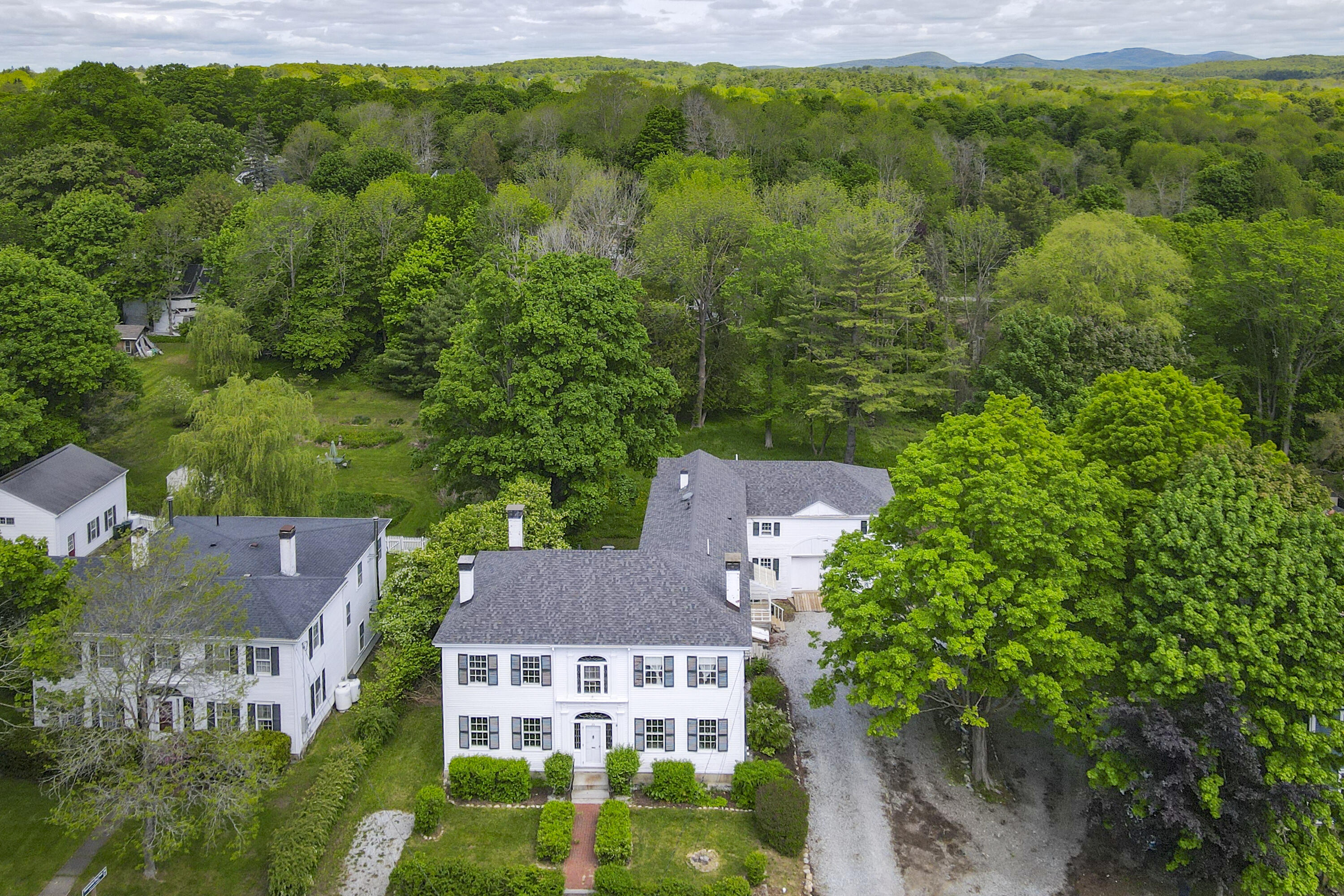 33 Main Street Thomaston, ME 04861 - Photo 2 of 47 04-33MainSt-Thomaston-KS