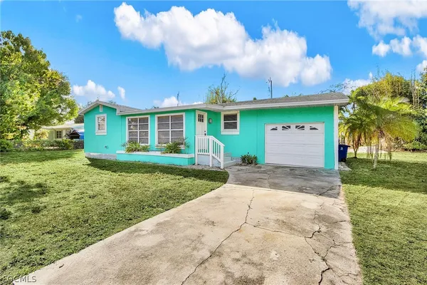 $290,000 | 5935 Sea Bass Road, Bokeelia, FL 33922