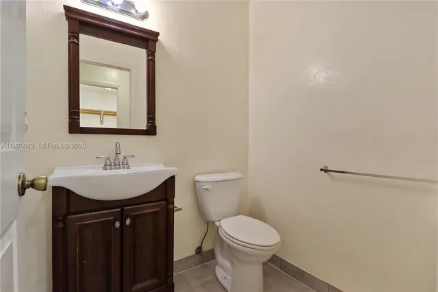 $3,500 | 15735 Southwest 92nd Avenue, Palmetto Bay, FL 33157