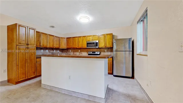 $3,500 | 15735 Southwest 92nd Avenue, Palmetto Bay, FL 33157