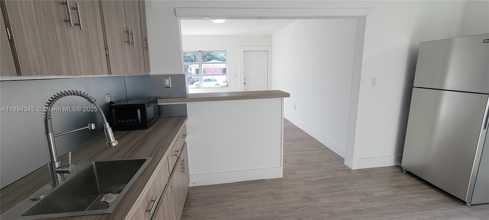 3721 Southwest 27th Terrace Miami, FL 33134 - Photo 12 of 23