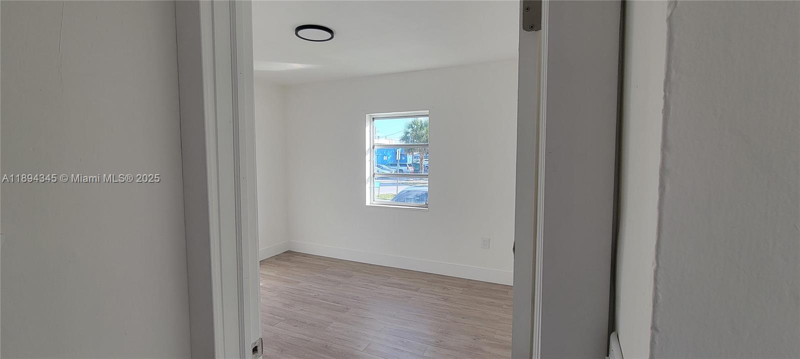 3721 Southwest 27th Terrace Miami, FL 33134 - Photo 15 of 23