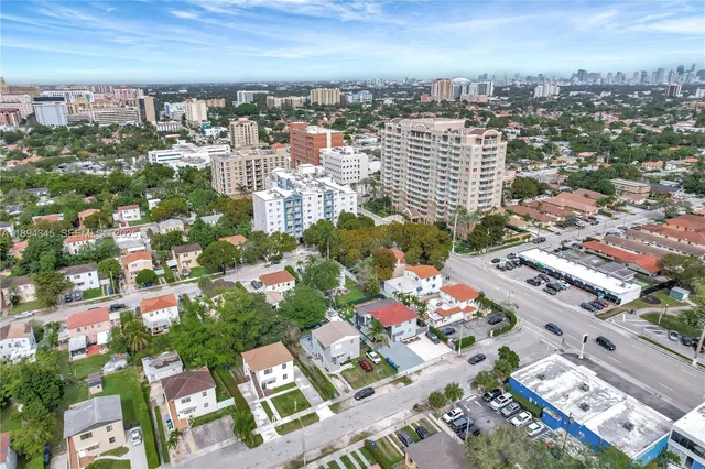 an aerial view of multiple house
