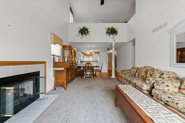 $319,900 | 2791 Moonglow Court North, Unit 49, Hartland, MI 48353