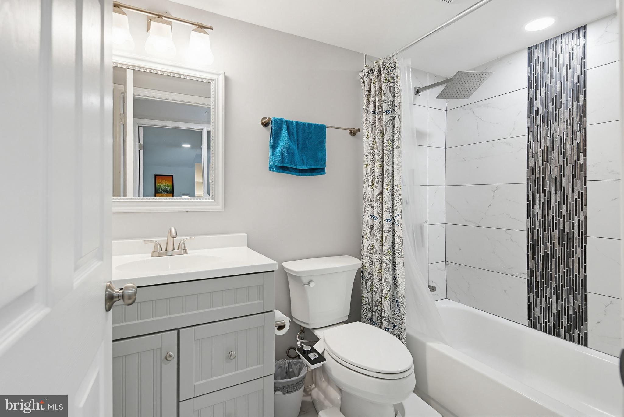 4311 Powder Mill Road Beltsville, MD 20705 - Photo 36 of 71 Upper level full bathroom