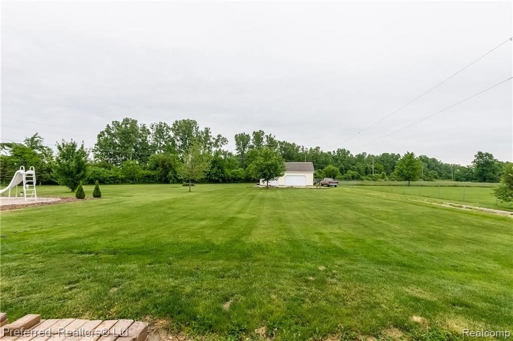 49706 Bemis Road Belleville, MI 48111 - Photo 42 of 44