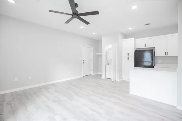 $1,350 | 2101 Reinke Road, Unit 3207, Waller, TX 77484