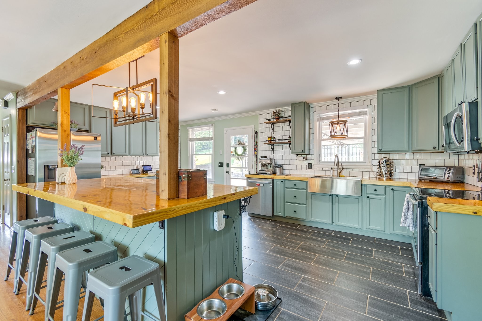 5121 Hilson Road Nashville, TN 37211 - Photo 14 of 63 Big, open kitchen with plenty of natural light