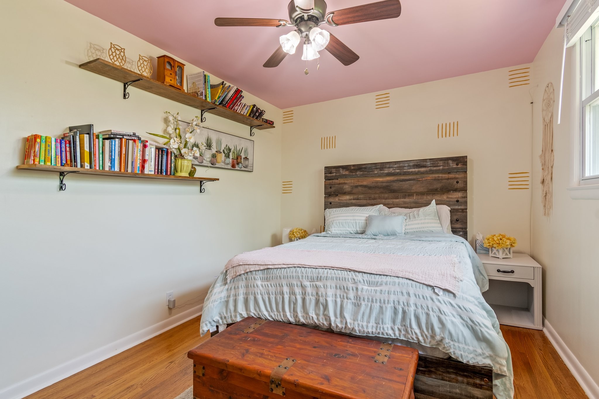 5121 Hilson Road Nashville, TN 37211 - Photo 27 of 63 Bedroom 3 (please note that the shelving will be removed for the sale)