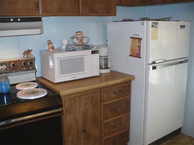 4588 Terrace Road Loon Lake, WA 99148 - Photo 4 of 9 Gallery Image 4