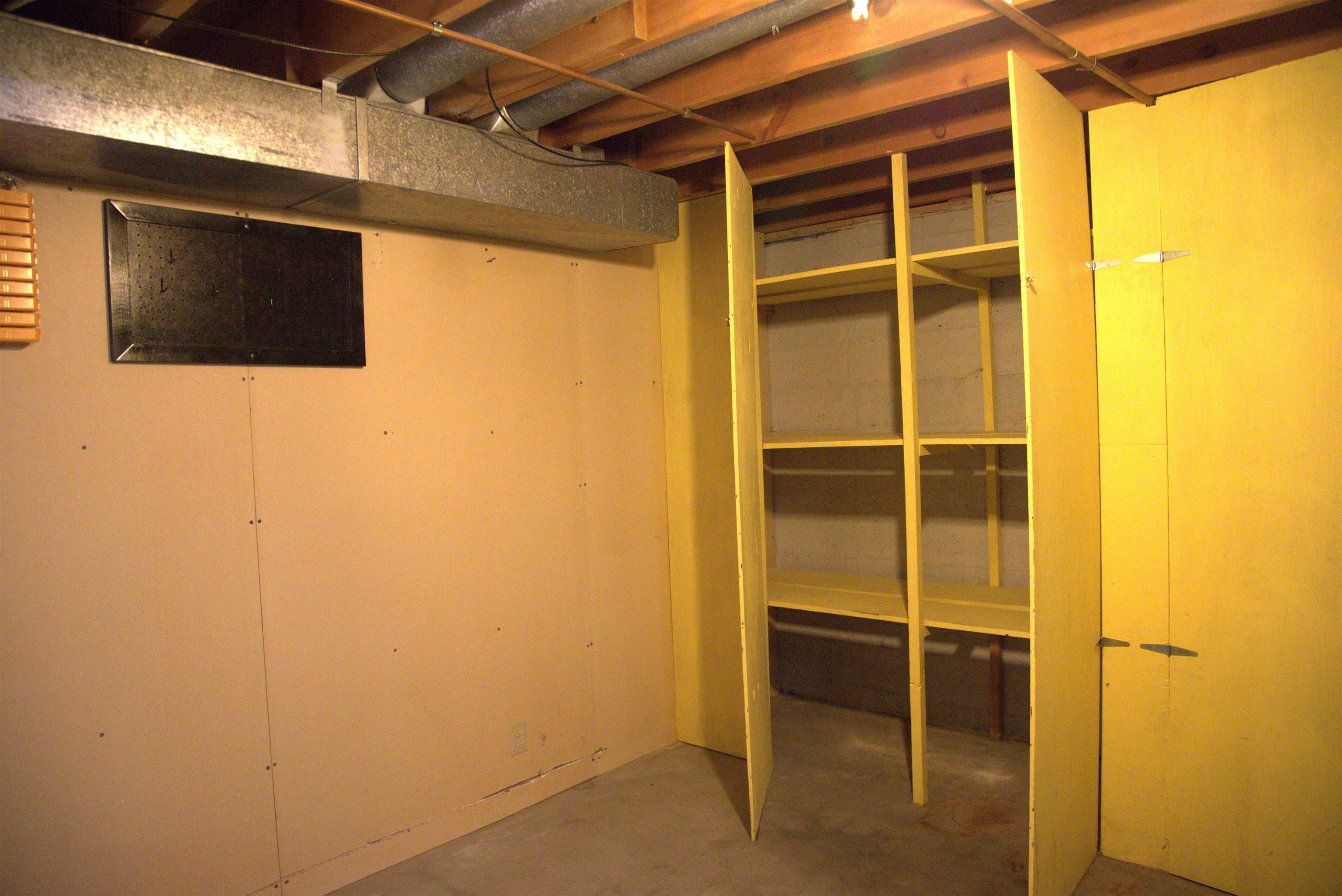 3521 Navarre Road Casper, WY 82604 - Photo 31 of 36
