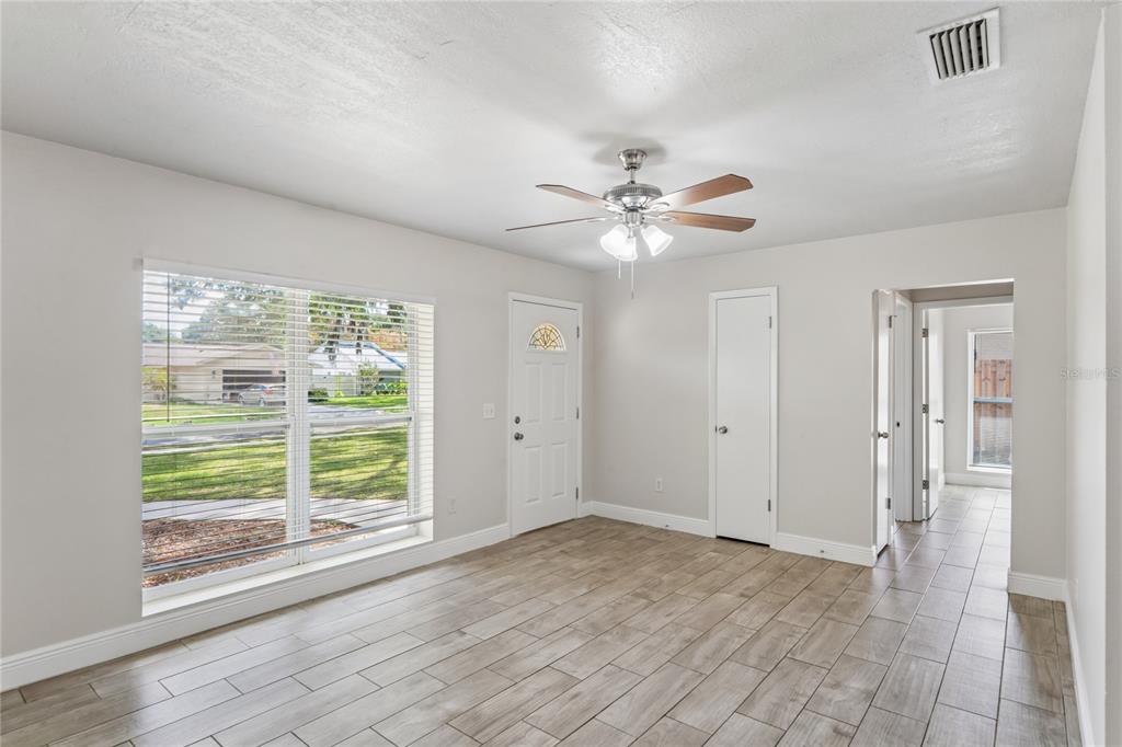 17734 Rivendel Road Lutz, FL 33549 - Photo 5 of 23