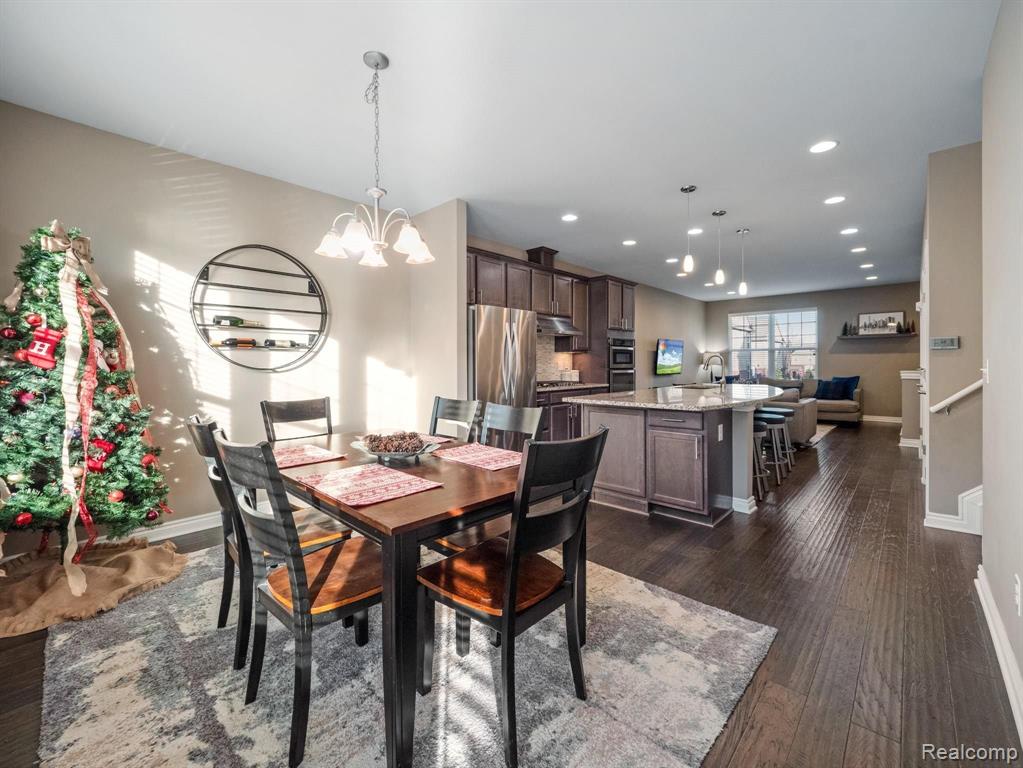 2665 Helmsdale Circle Rochester Hills, MI 48307 - Photo 19 of 33