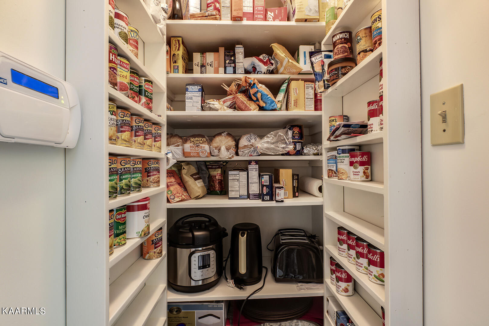 4373 Fairview Road Lenoir City, TN 37772 - Photo 22 of 60 22_FairviewRoad_4373_Pantry