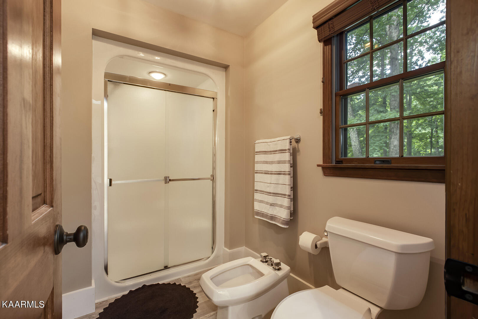 4373 Fairview Road Lenoir City, TN 37772 - Photo 29 of 60 30_FairviewRoad_4373_MasterBathWC