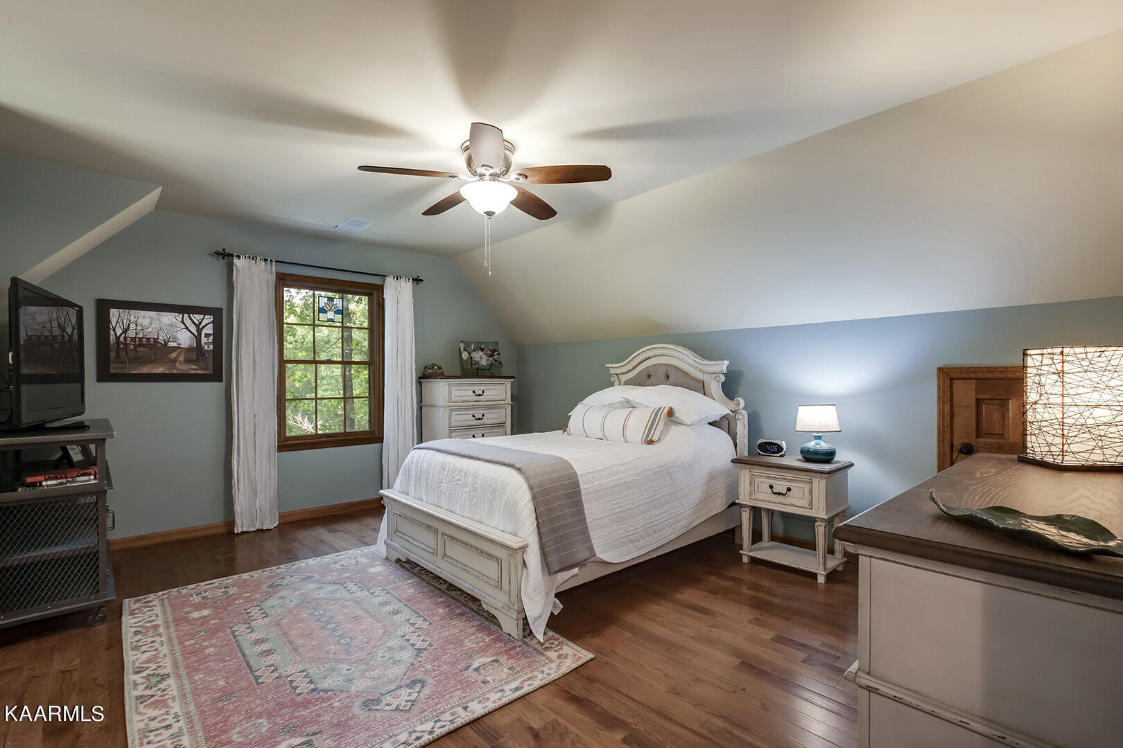 4373 Fairview Road Lenoir City, TN 37772 - Photo 31 of 60 34_FairviewRoad_4373_Bedroom2_01