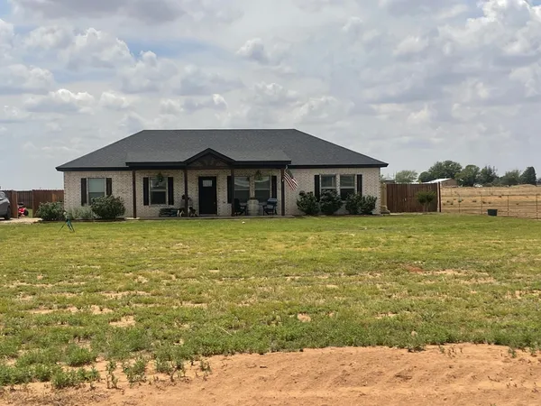 $315,000 | 608 C R C R 3760, Slaton, TX 79364