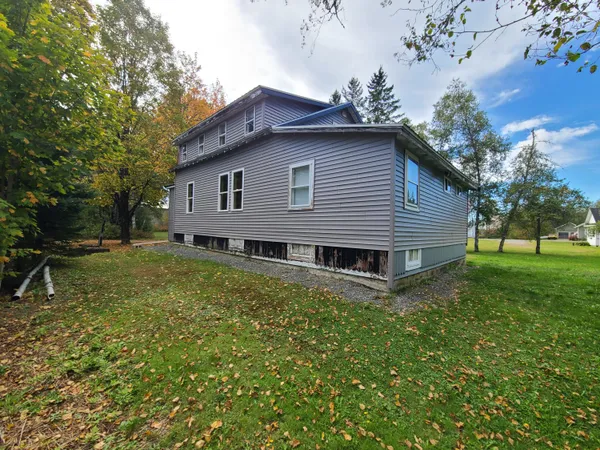 $239,900 | 8 Blakely Street, Stacyville, ME 04777