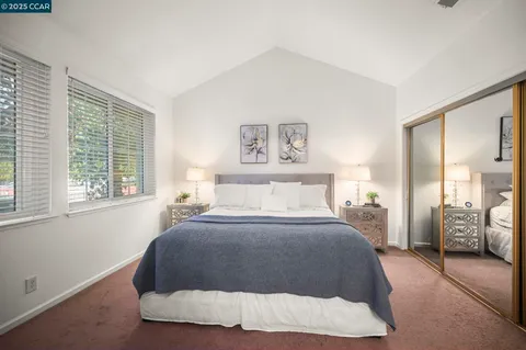 $1,075,000 | 35 Danville Oak Place, Danville, CA 94526