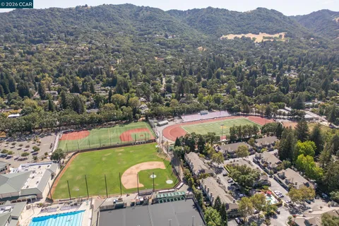 $1,049,000 | 35 Danville Oak Place, Danville, CA 94526