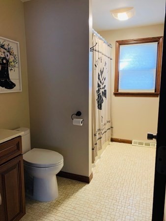80 Forris Street West Springfield, MA 01089 - Photo 23 of 27 Gallery Image 23