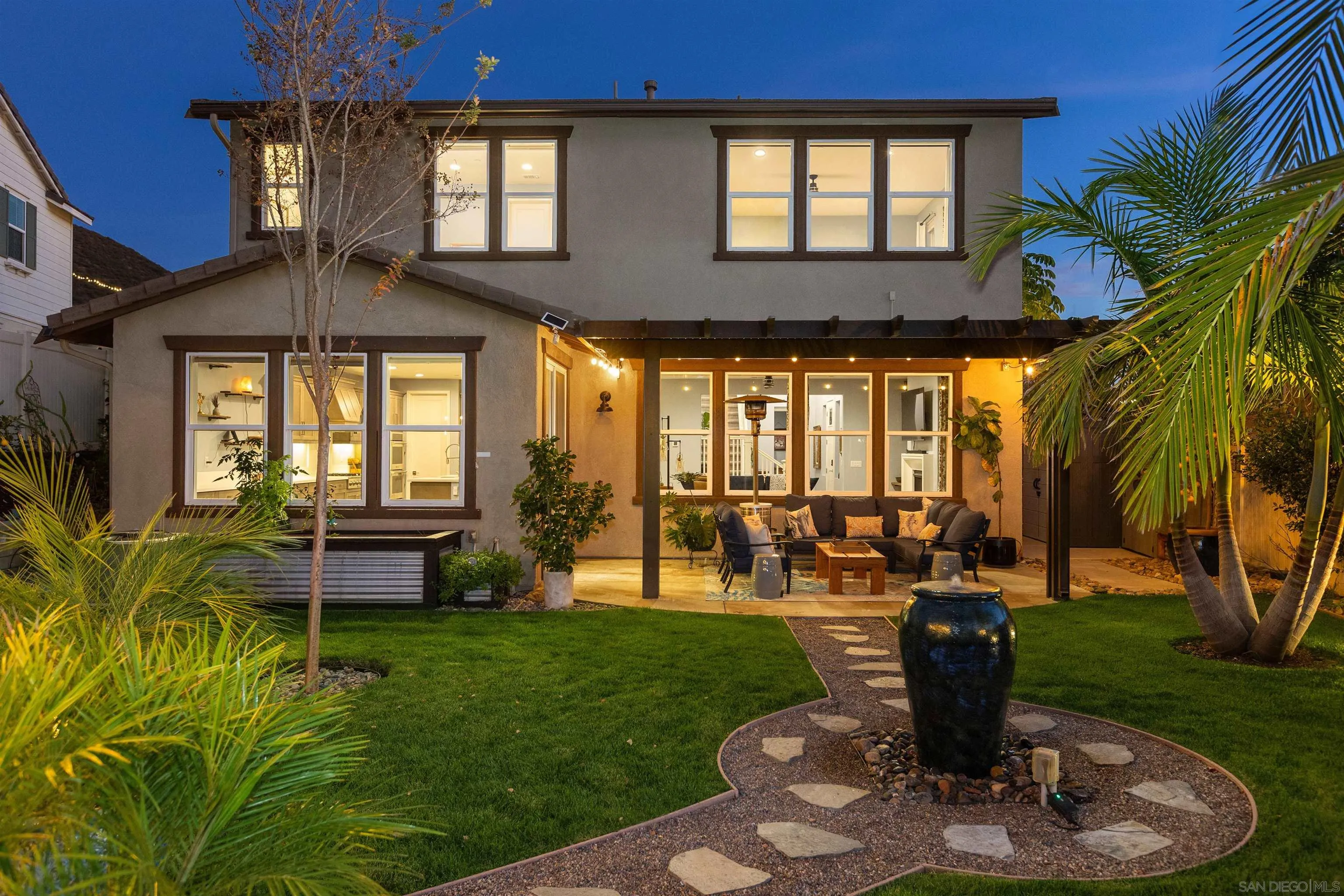 238 Ventasso Way Fallbrook, CA 92028 - Photo 43 of 52 a front view of a house with a garden