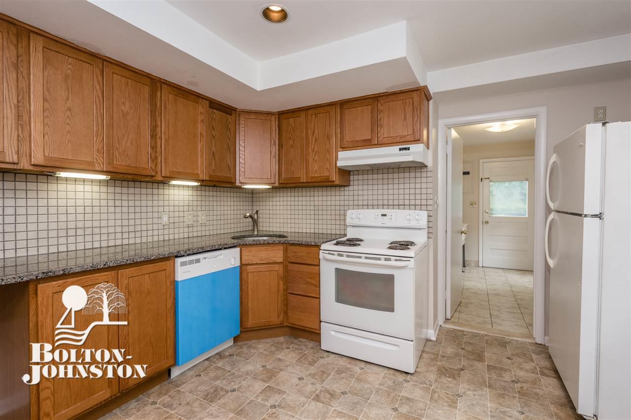 128 Muir Road Grosse Pointe, MI 48236 - Photo 14 of 28 31359189-13.JPG