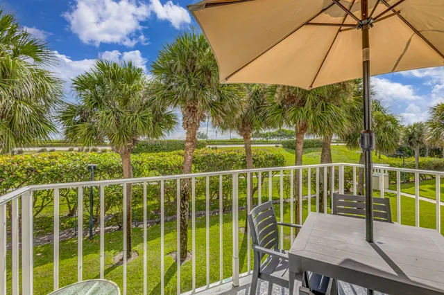 $8,000 | 406 Mainsail Circle, Jupiter, FL 33477