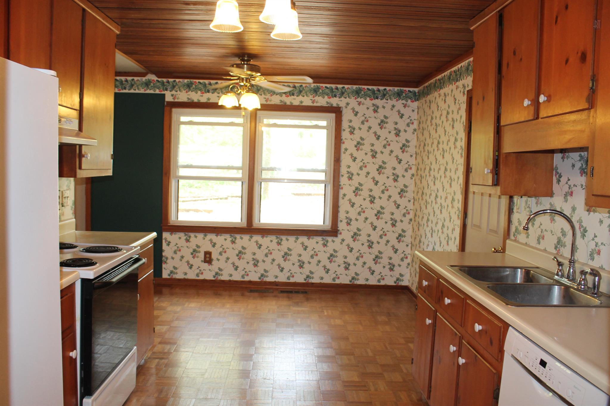 5625 Princeton Road Hopkinsville, KY 42240 - Photo 21 of 28 Gallery Image 21