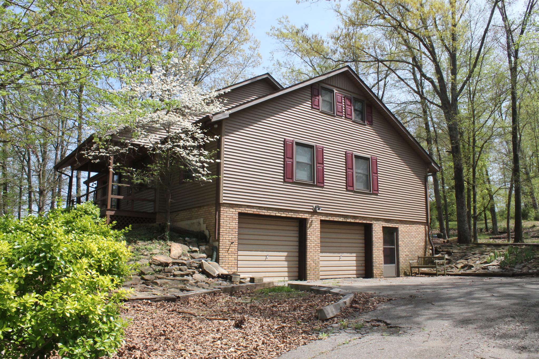5625 Princeton Road Hopkinsville, KY 42240 - Photo 4 of 28 Gallery Image 4