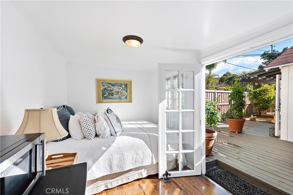 31521 Summit Road Laguna Beach, CA 92651 - Photo 19 of 21 Separate studio with French doors off the deck.