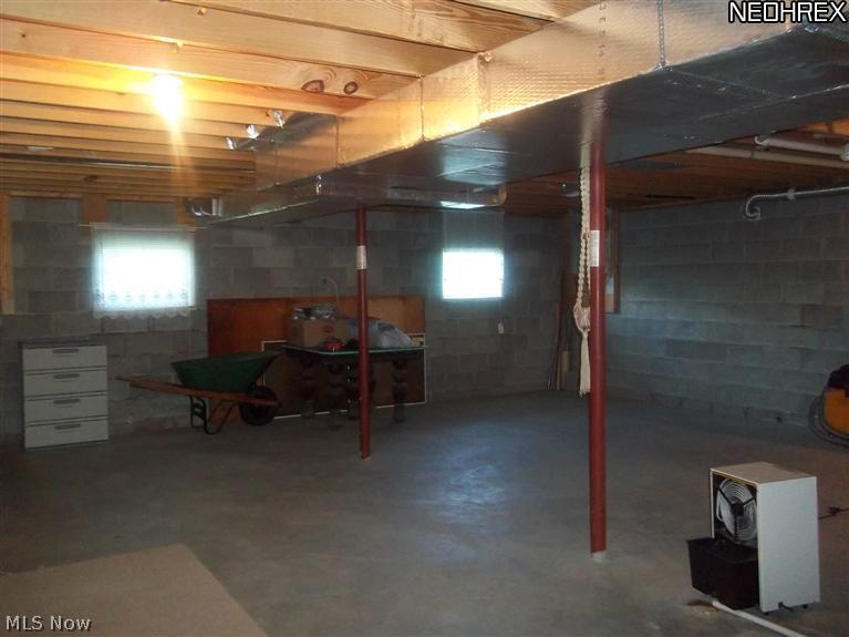 2055 North Hopewell Road Hopewell, OH 43746 - Photo 16 of 25 Gallery Image 16