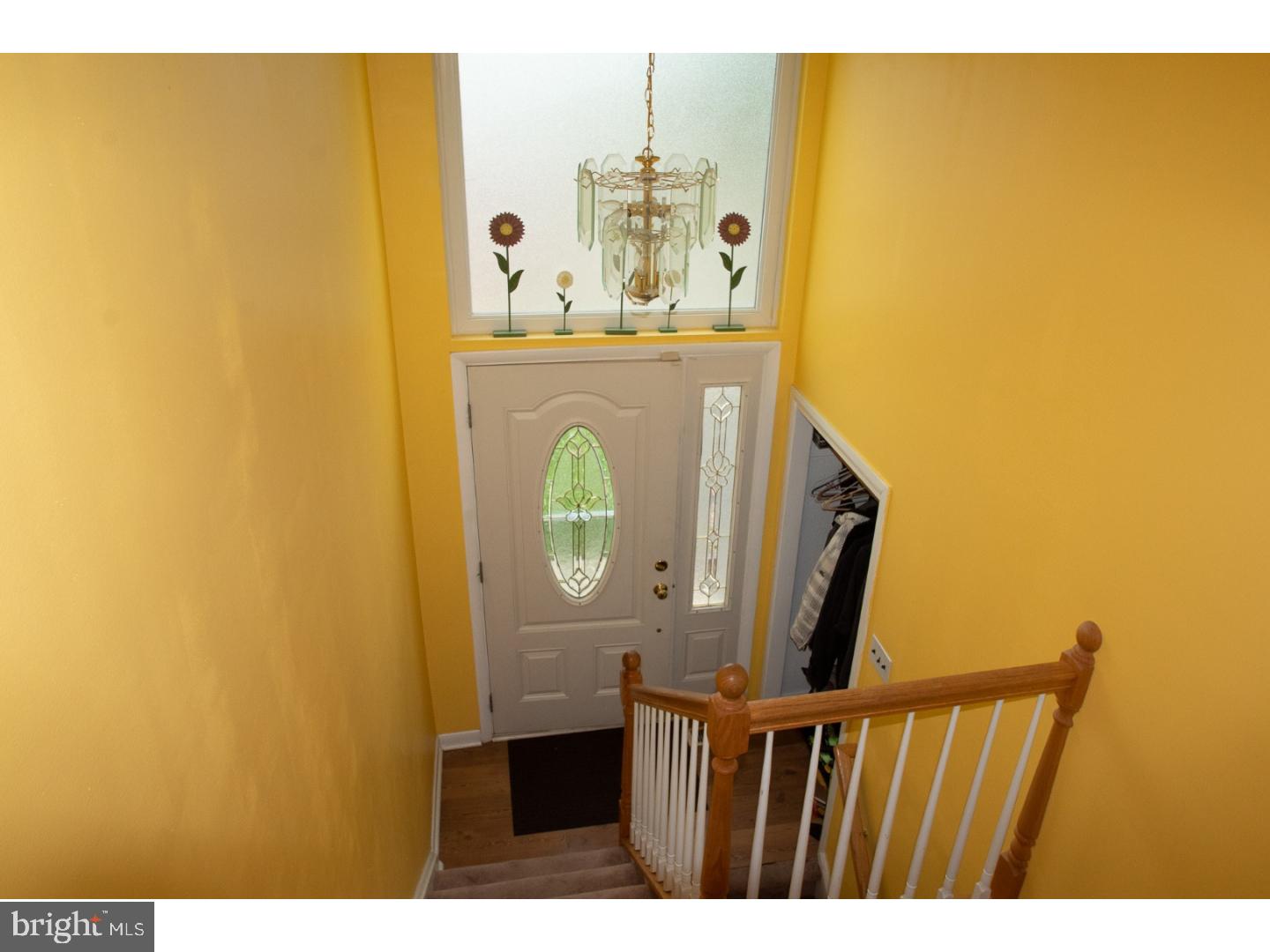 12120 Barbary Road Philadelphia, PA 19154 - Photo 3 of 22