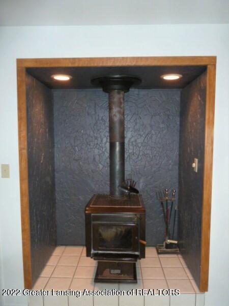 8654 Babcock Road Bellevue, MI 49021 - Photo 21 of 71 WoodStove