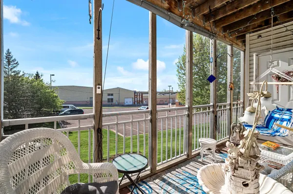 $256,500 | 2231 North Penn Place, Unit 114, North St. Paul, MN 55109