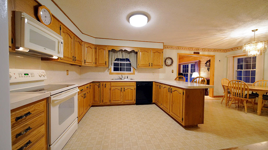 36 Hodgdon Mills Road Houlton, ME 04730 - Photo 5 of 34 oliver-36-hodgdon-mills-11