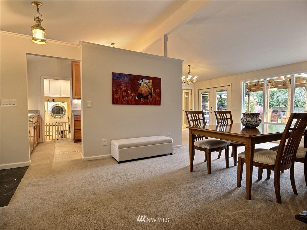 12258 156th Avenue Southeast Renton, WA 98059 - Photo 6 of 25 Gallery Image 6