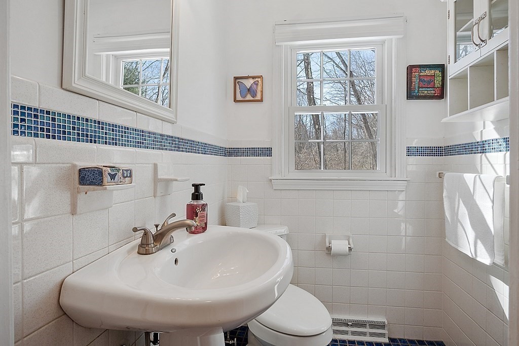 25 Birch Ridge Road Acton, MA 01720 - Photo 7 of 27 Gallery Image 7