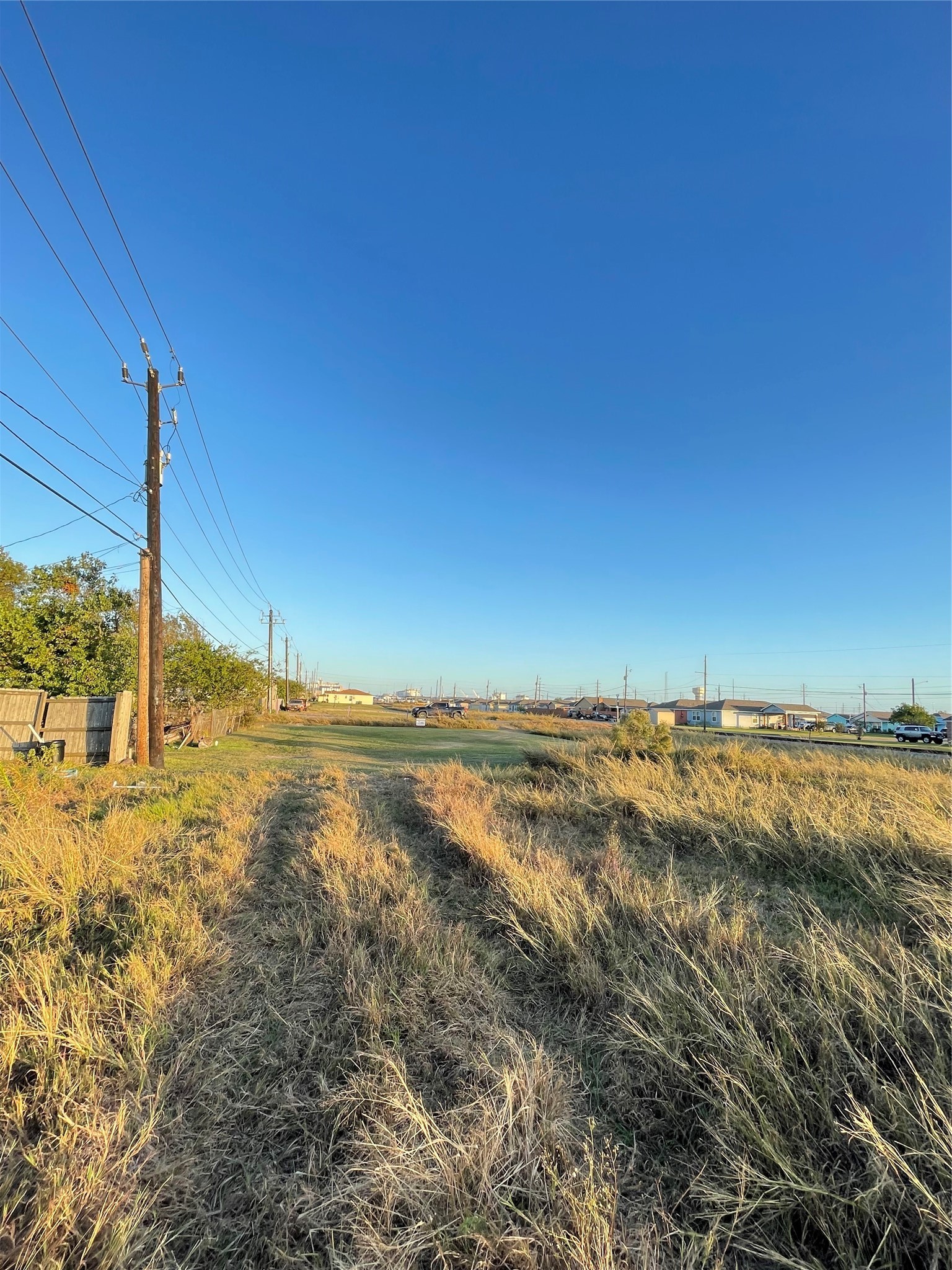 0 Ash Street Freeport, TX 77541 - Photo 6 of 9 a view of an ocean