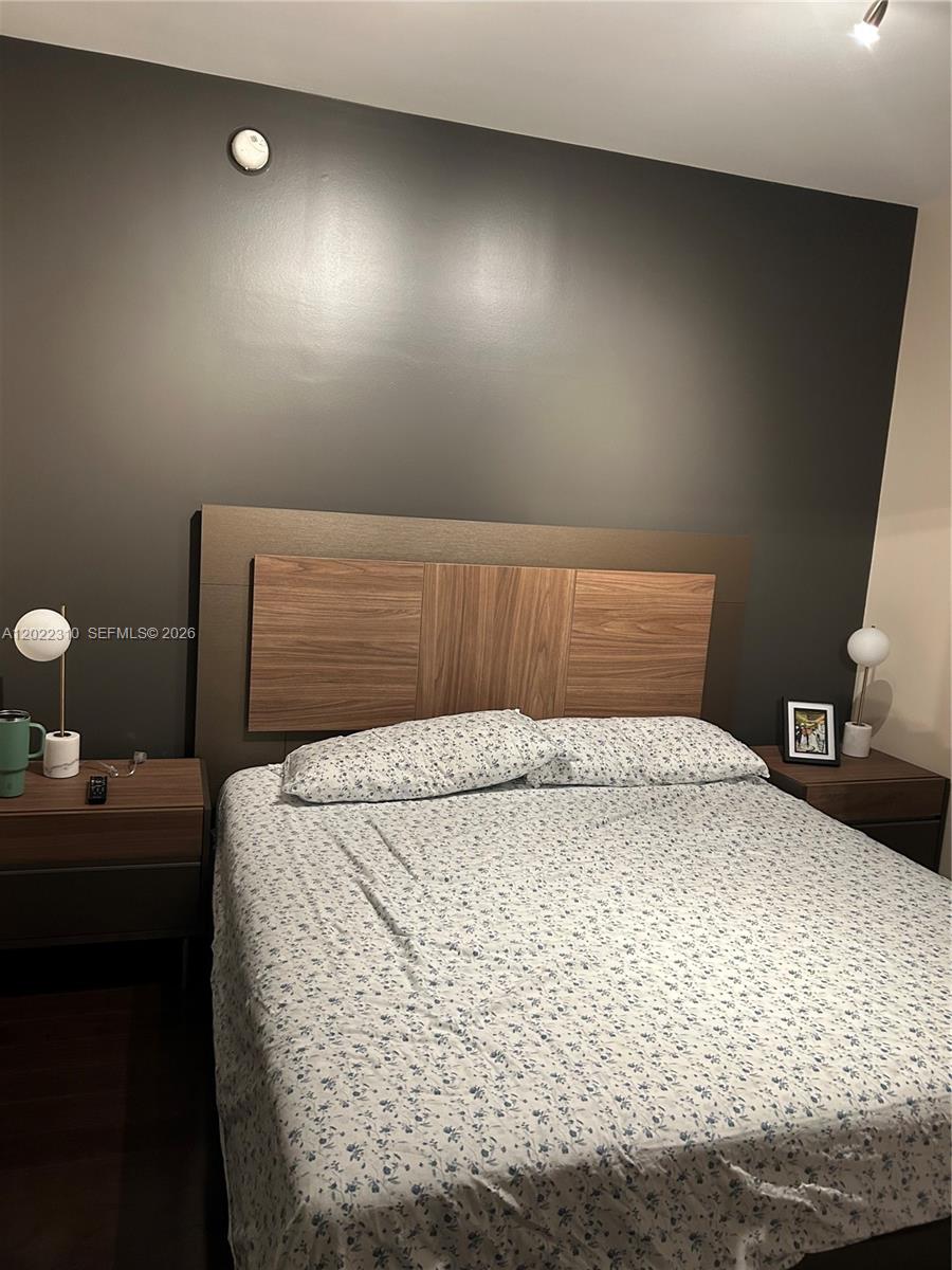 92 Southwest 3rd Street, Unit 3703 Miami, FL 33130 - Photo 16 of 24