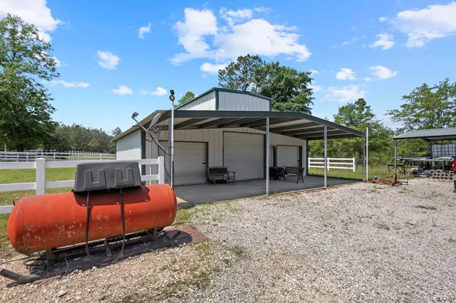 $1,499,999 | 14912 Highway 69, Village Mills, TX 77663