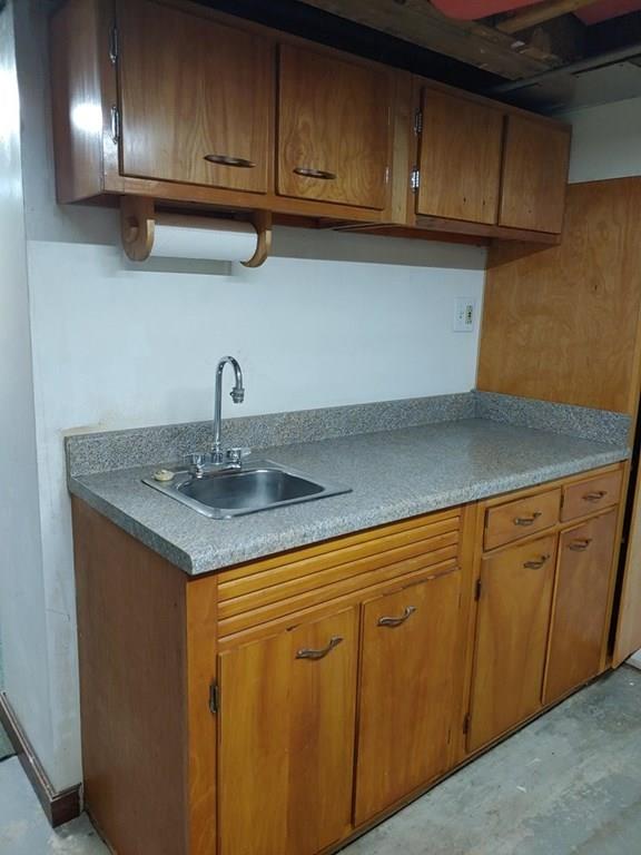 175 Burnham Road Lowell, MA 01852 - Photo 13 of 18 Gallery Image 13