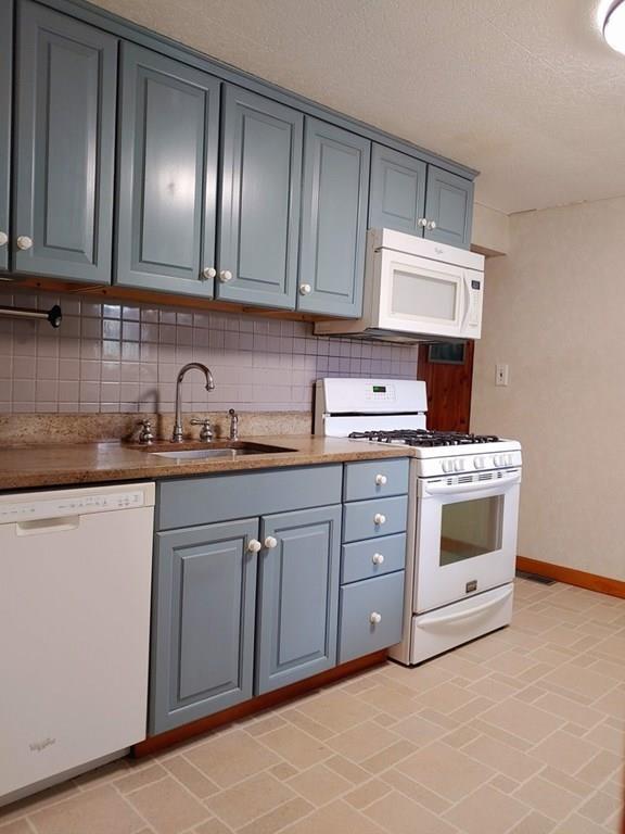175 Burnham Road Lowell, MA 01852 - Photo 5 of 18 Gallery Image 5