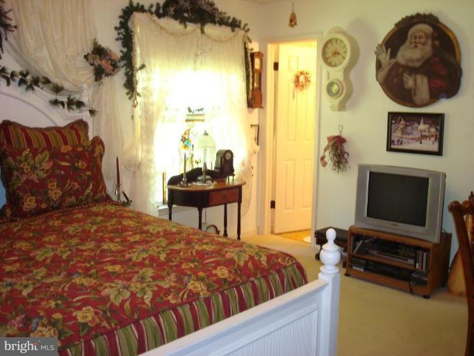 1813 Emory Road Reisterstown, MD 21136 - Photo 8 of 18 Spacious Room