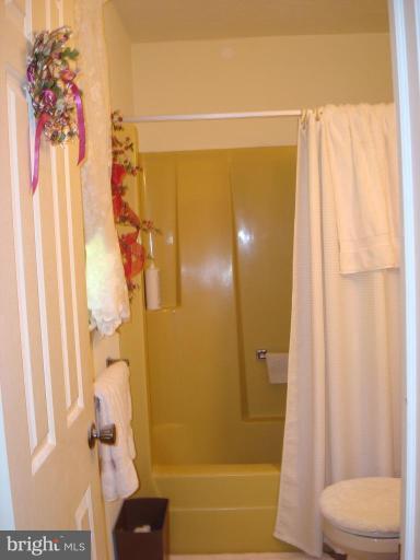 1813 Emory Road Reisterstown, MD 21136 - Photo 9 of 18 Master Bath