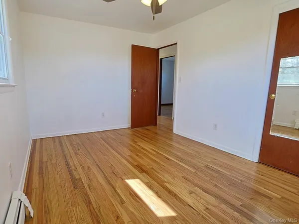 $375,000 | 1871 Albany Post Road, Wallkill, NY 12589